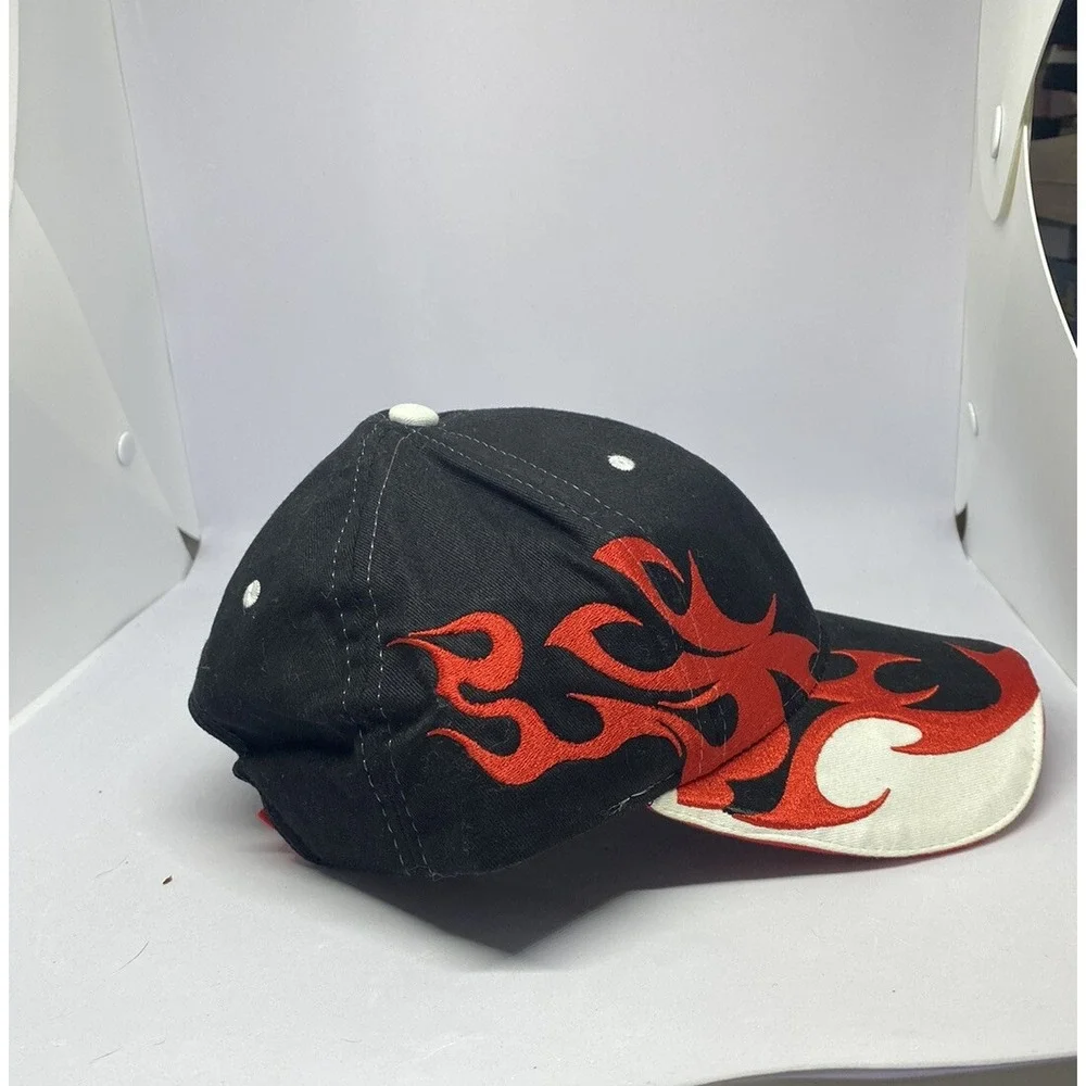 BRISTOL MOTOR SPEEDWAY FIRE‎ TEAM RACING FLAMES BALL CAP TRUCKER HAT BLACK RED